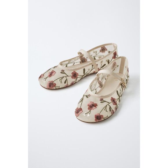 NWT ZARA GIRL EMBROIDERED BALLERINAS SHOES